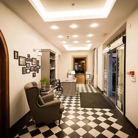 Plac Ob Zeleznici Loče pri Poljčanah