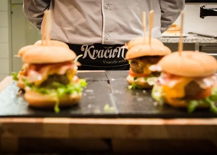 Plac Ob Zeleznici 3*