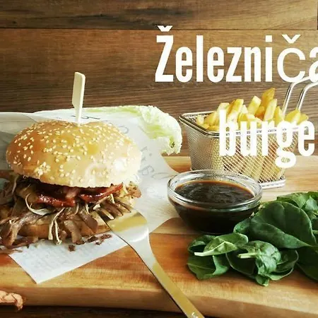 Plac Ob železnici 3* Loče pri Poljčanah