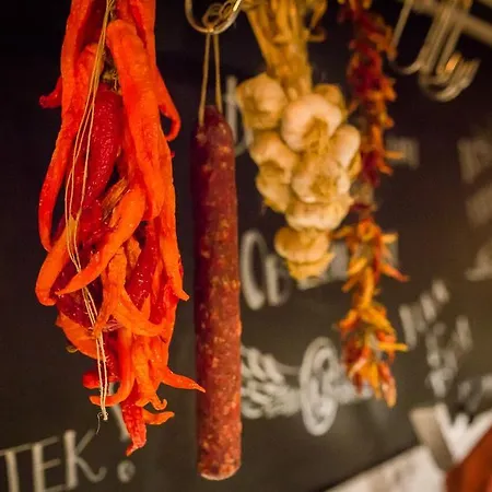 ホテル Plac Ob Zeleznici Loče pri Poljčanah