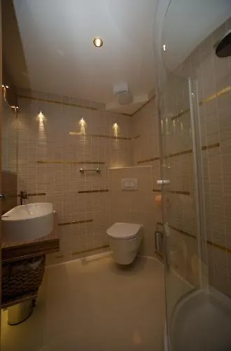 Hotel Plac Ob Zeleznici