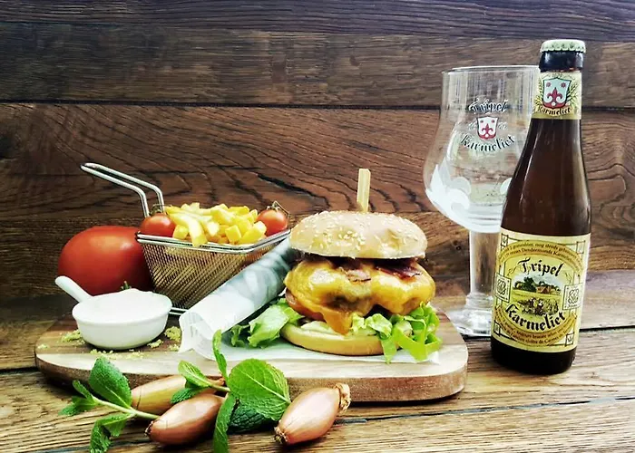 Plac Ob Zeleznici Hotel