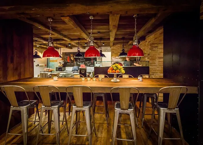 מלון Plac Ob Zeleznici