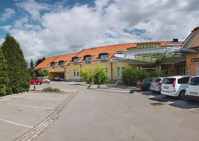 Plac Ob Zeleznici Loce pri Poljcanah